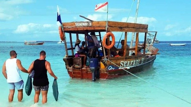 Sun Set Cruise On the Local Dhow